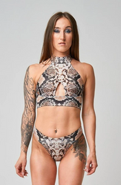 Топ змея Tanna Shark