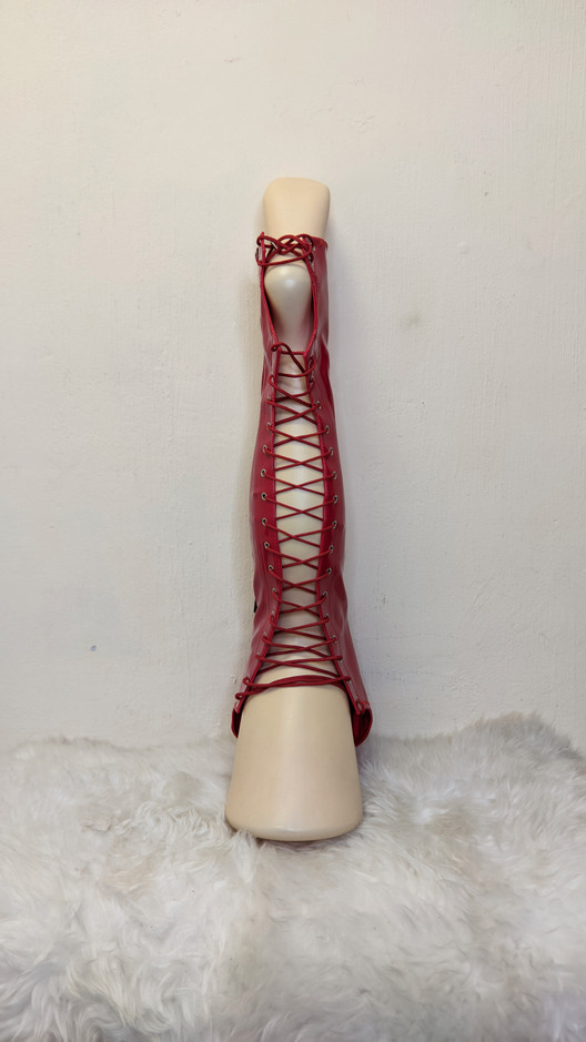 Краги с наколенниками красные лаковые