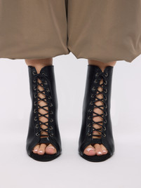 Туфли хилсы Shoes Stories черные HLS006/BLK