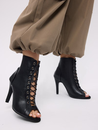 Туфли хилсы Shoes Stories черные HLS006/BLK