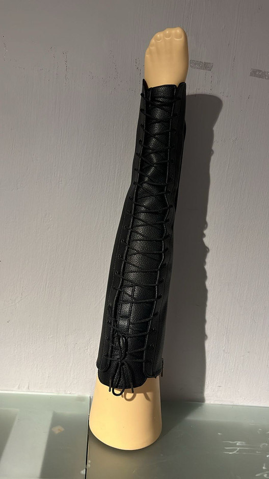 Краги до колена черные