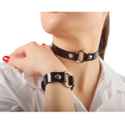 Чокер черный лаковый с колечком