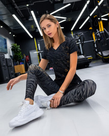 Футболка V-Shirt "Wild Witch" Bona Fide