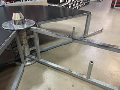 Пилон на подиуме X-Stage б/у