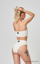 Шорты молочные Tahiti Shark