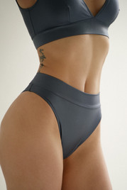 Шорты серый металлик Tira Shark