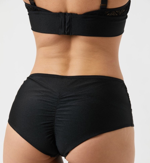 Шорты черные с кружевом Roxana Polerina