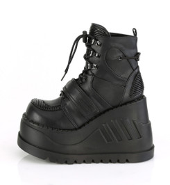 Ботинки на платформе Demonia черные STO13/BVL