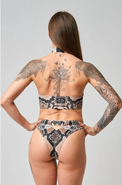 Топ змея Tanna Shark