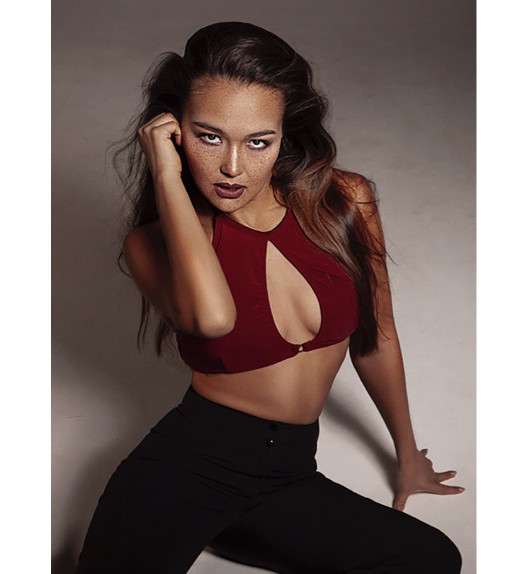 Топ бордовый Cherry Shark